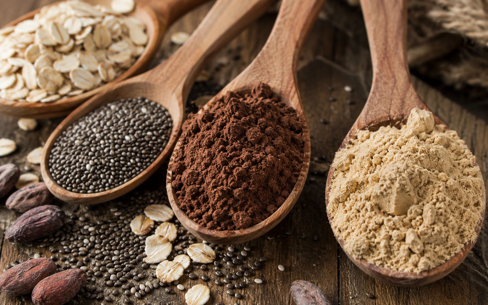El algarrobo en el Perú: de alimento ancestral en el norte a recurso productivo reconocido